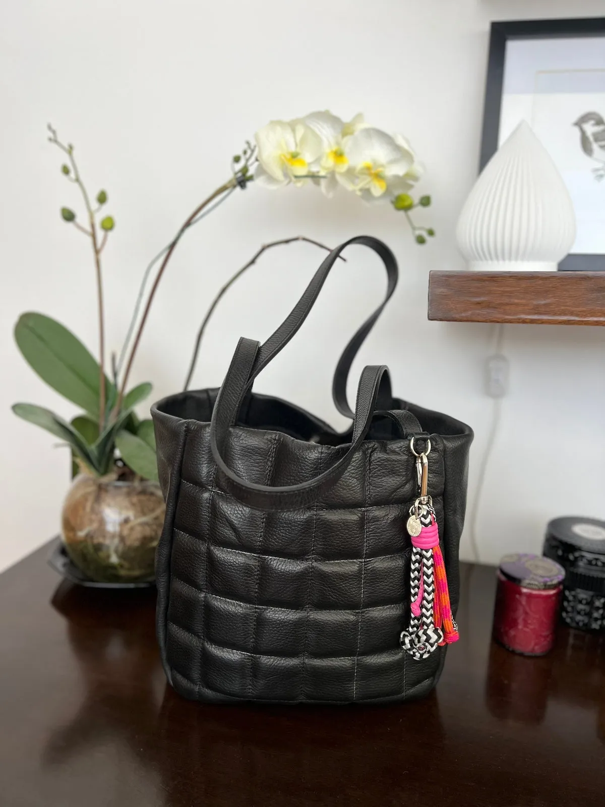 Laura Tote Shoulder Bag Exclusive Find me Pretty Brand