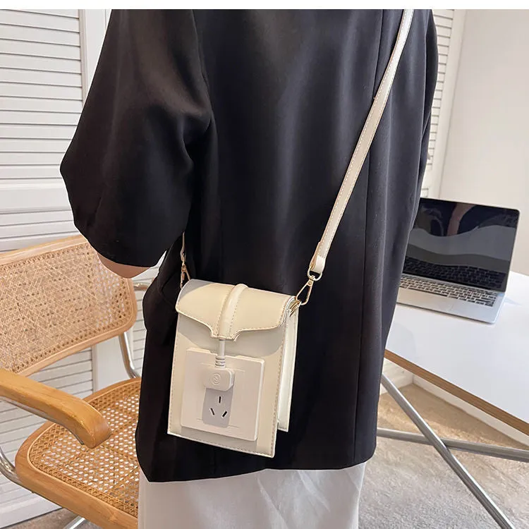 Plug Modeling Square Bag